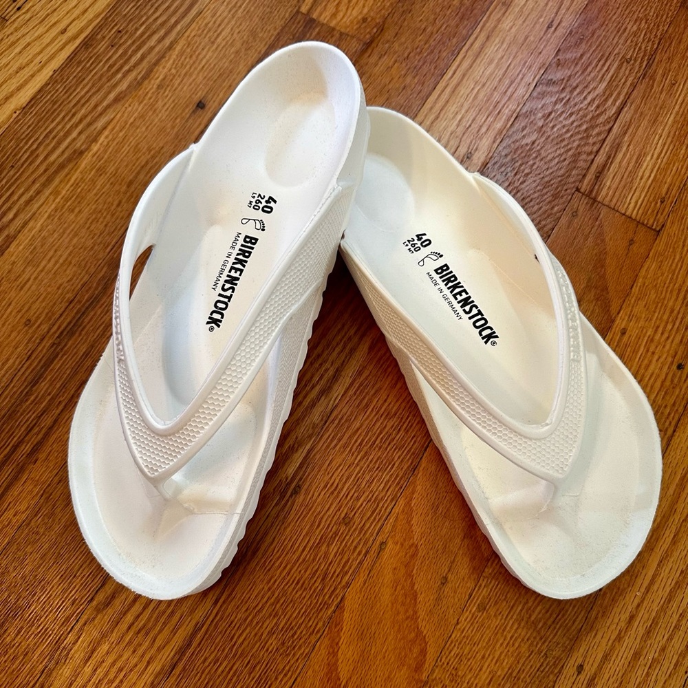 White Birkenstock Eva Honolulu- NWOT